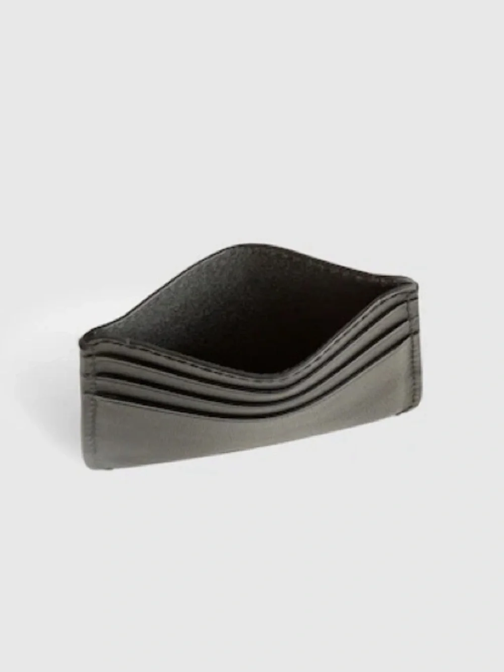 NWT MADEWELL Curved Card Case in Leather